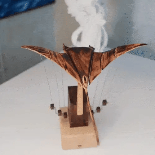 Handcrafted Walnut Manta Ray Automaton – The Ocean’s Silent Glider🎁Free Shipping✈️